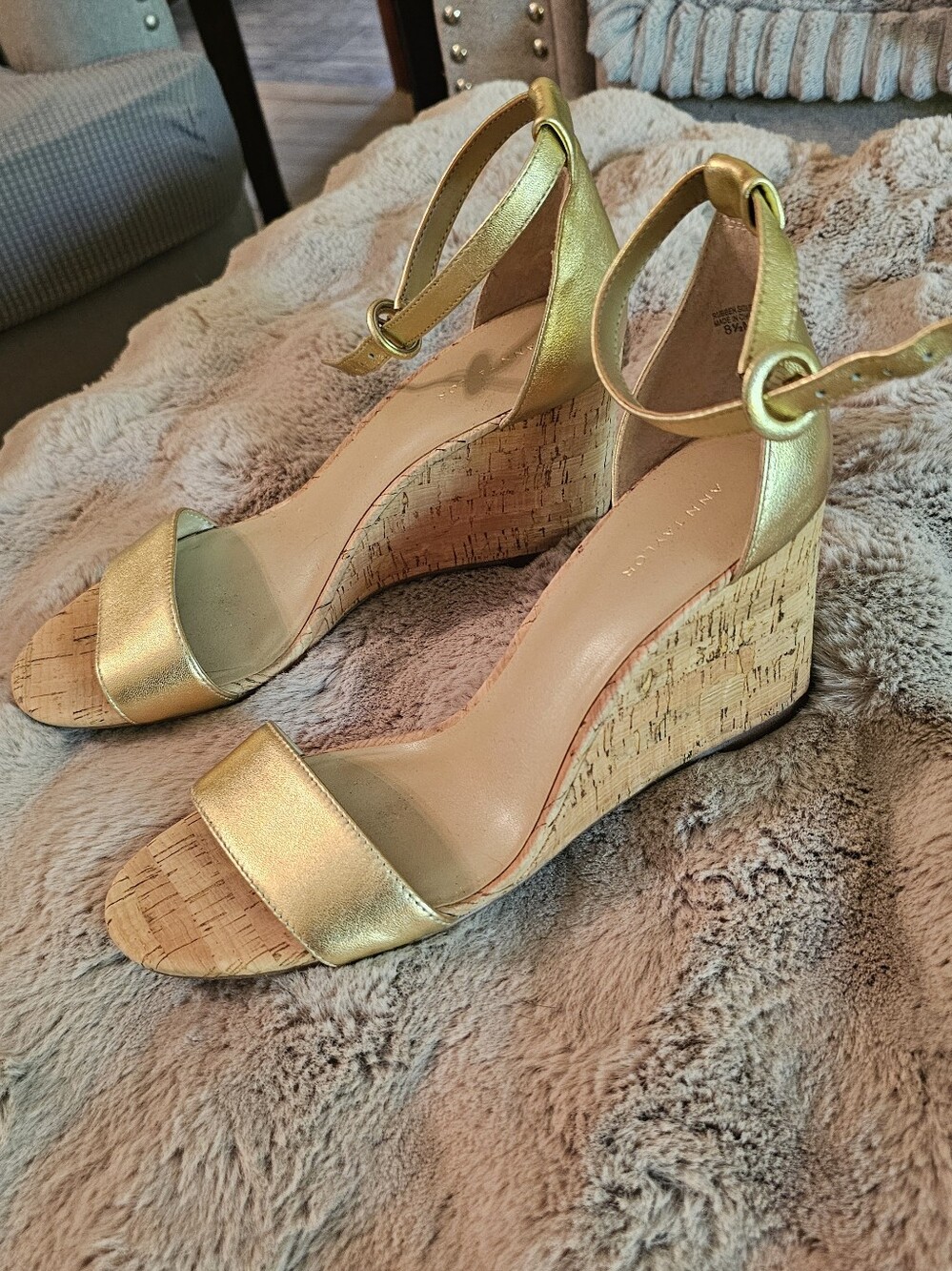 Ann Taylor Gold Metallic Leather Cork Wedge Sandals Size 8.5